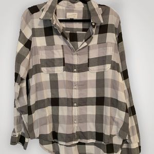 Black and grey plaid shirt